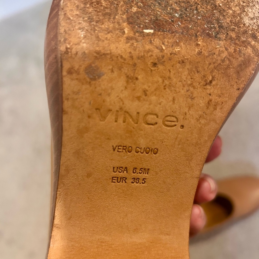 Vince Tan Leather Mules in Excellent Condition - Picture 9 of 11